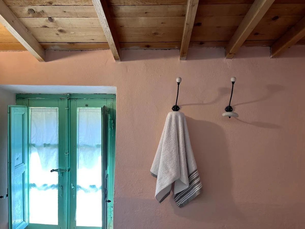 Hébergement de vacances Villa House In Rural Sardinia à Collinas Italie